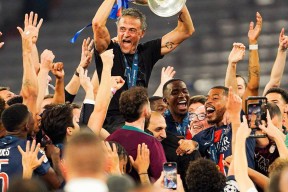 九游体育里程碑夜波尔图篮板制胜，英超冲刺阶段刷纪录，震撼外界，年轻球员得到机会的简单介绍