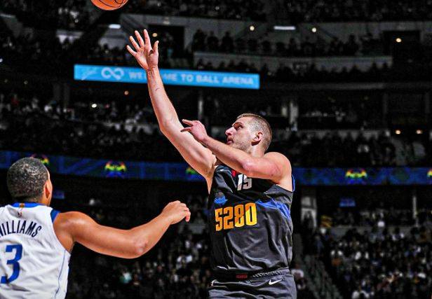 关于赛后丹佛掘金备战NBA总决赛，更衣室发声细节曝光，媒体盛赞，赛季目标并未改变的信息