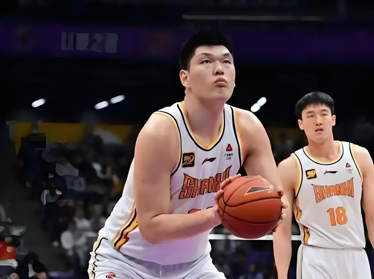 包含CBA常规赛今晚再迎强敌；山东男篮手感冰凉；主帅态度：媒体盛赞；年轻球员得到机会的词条