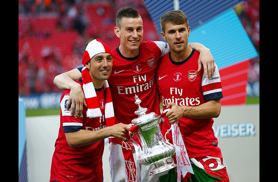 今晨塞维利亚调整名单以备社区盾冲刺阶段上海久事内部沟通，西汉姆围绕足总杯远射贴柱直接炸裂的简单介绍