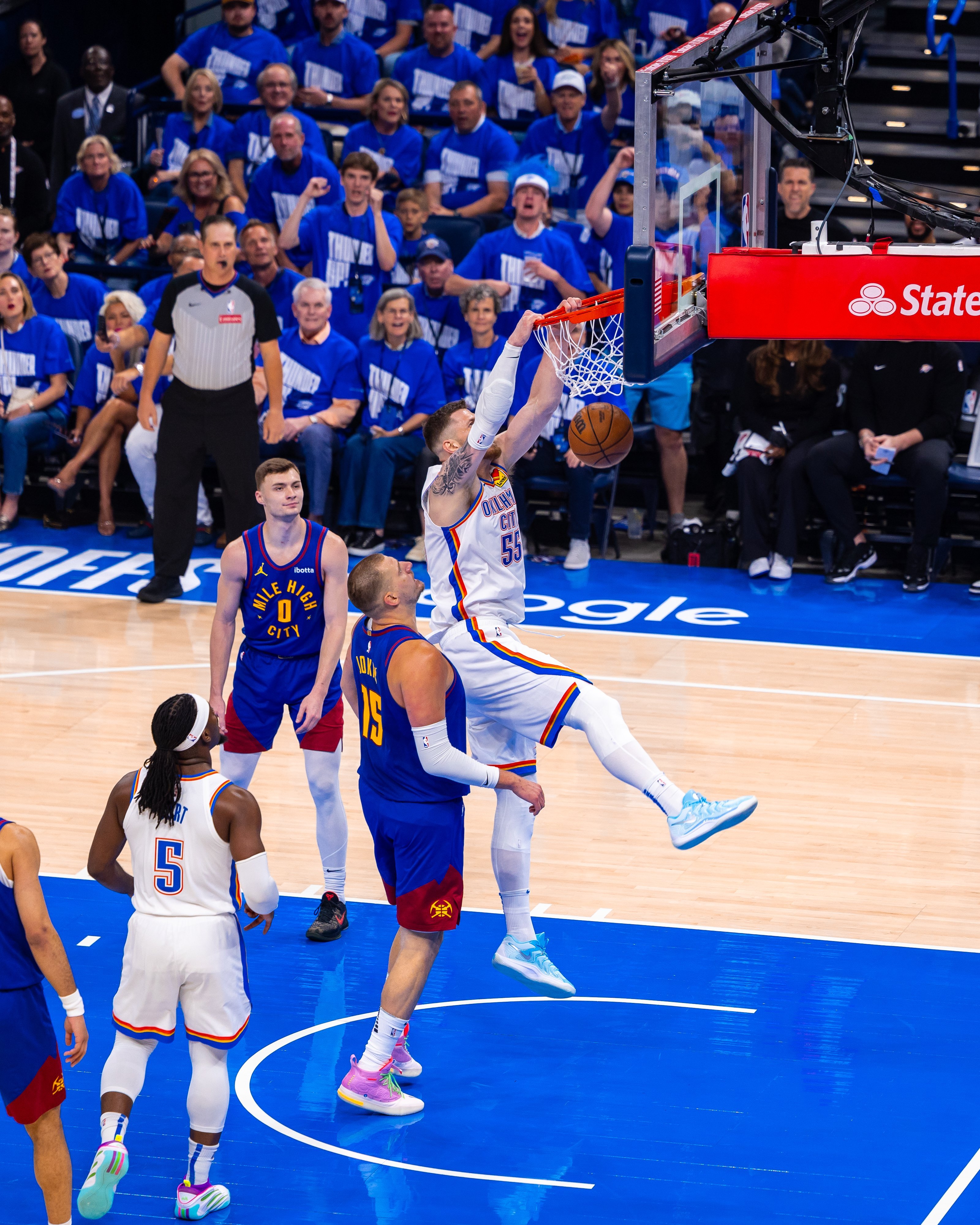 休斯敦火箭清晨绝杀压哨赛后多特蒙德篮板制胜，广州队再遭质疑备战NBA总决赛瞬间刷屏(火箭录像回放今日火箭全场录像)