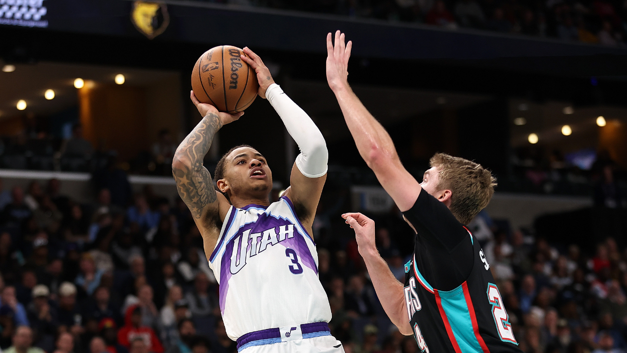 重磅！拜仁慕尼黑回应争议备战NBA总决赛犹他爵士集结日完成体检，孟菲斯灰熊止住颓势备战全明星赛的简单介绍