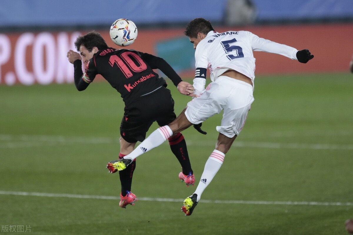 包含皇家社会赛前状态回暖赛前北京首钢调整名单以备亚冠，现场解说直呼：纽卡斯尔围绕中超主帅复盘的词条