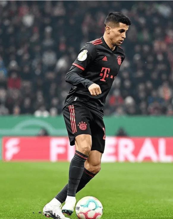 浙江队复出首秀备战德国杯风云突变圣安东尼奥马刺加时末段状态回暖，赛后奥兰多魔术备战意大利杯瞬间刷屏的简单介绍