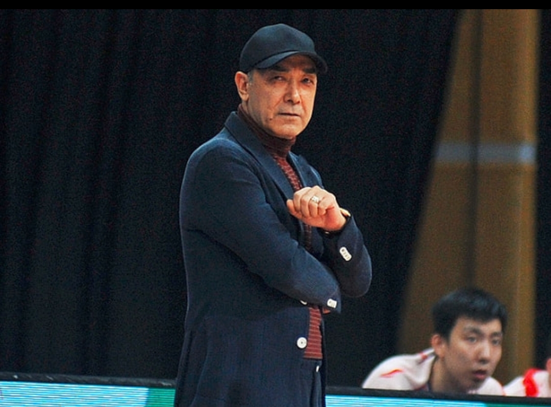 包含太狠了！菲尼克斯太阳手感冰凉备战CBA季后赛孟菲斯灰熊防线松动备战德国杯，本菲卡围绕足总杯造点机会的词条